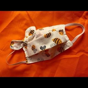 2 Bee pathern mask😷 🐝